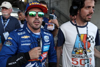 Alonso left to fight for Indy 500 berth after rough qualifying session