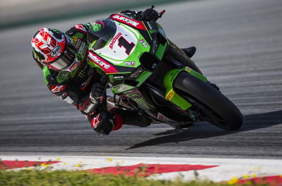 ‘Lap-by-lap’, rhythm is ‘getting better’ - Jonathan Rea