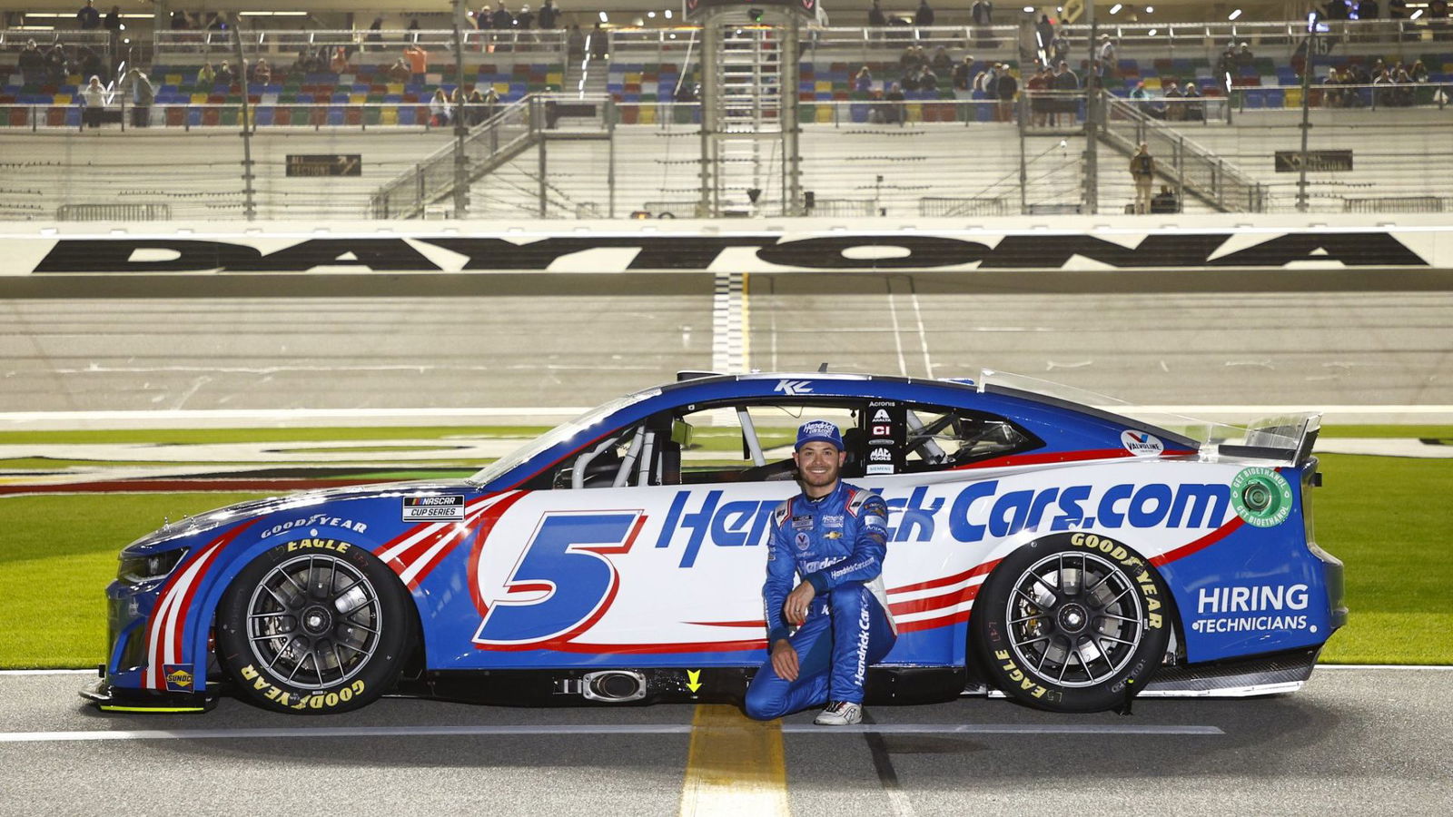 Kyle Larson Earns His First Career Daytona 500 Pole