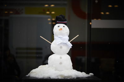 F1 Testing 'Analysis': Snow-show in Barcelona