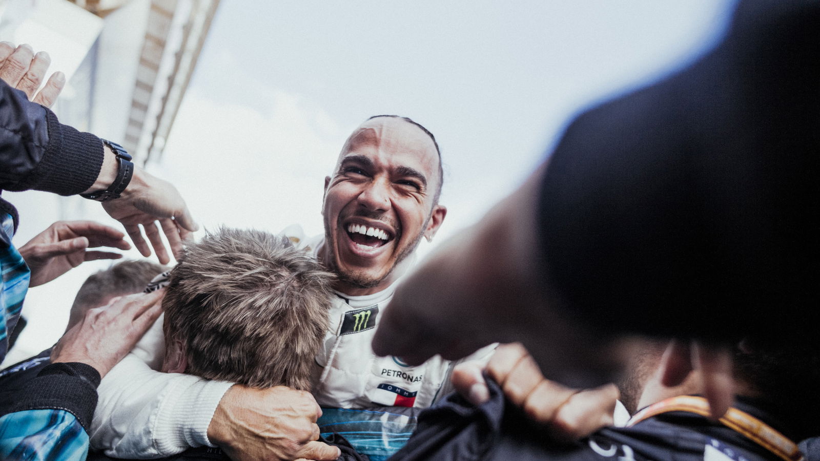Hamilton menyebut kemenangan F1 Spanyol sebagai 'pengalaman yang menyegarkan'