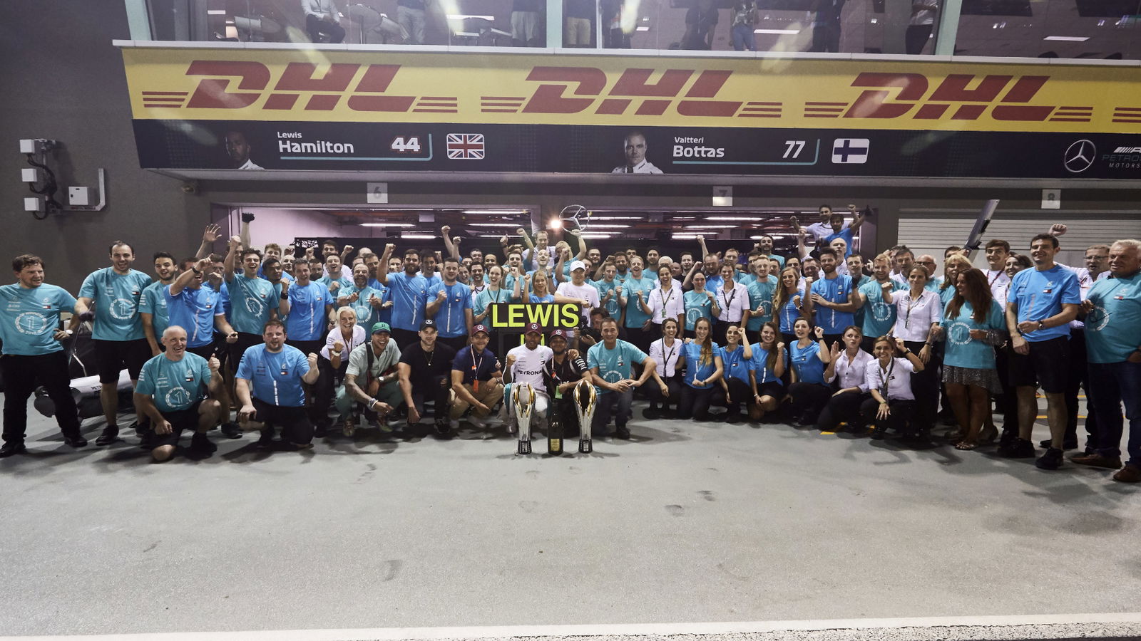 Mercedes tidak mengambil kenyamanan dari penyangga poin F1