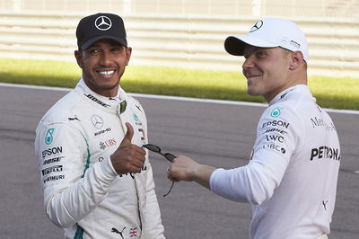 Wolff uneasy over “tricky decision” to let Bottas and Hamilton race