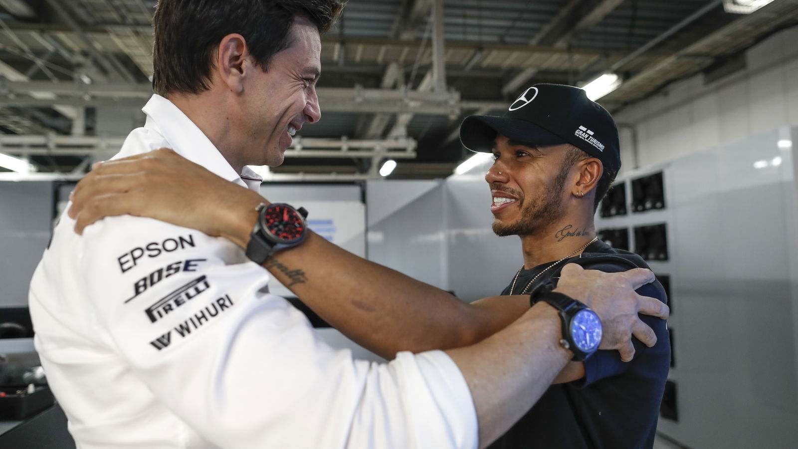 Wolff urges for Mercedes concentration in title fight