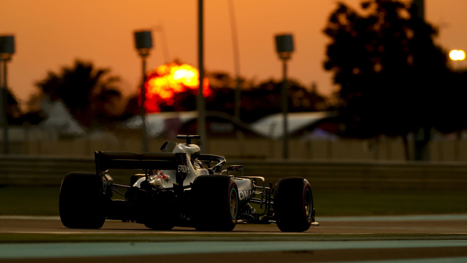 F1 Qualifying Analysis: Another warning shot to Hamilton's rivals