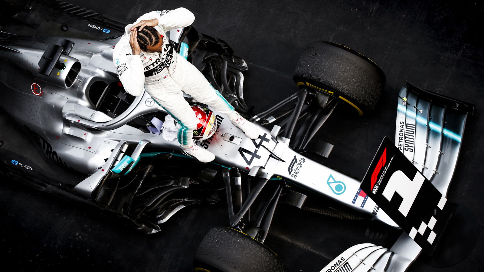 Saat Ferrari berjuang, Mercedes terus menjadi lebih baik