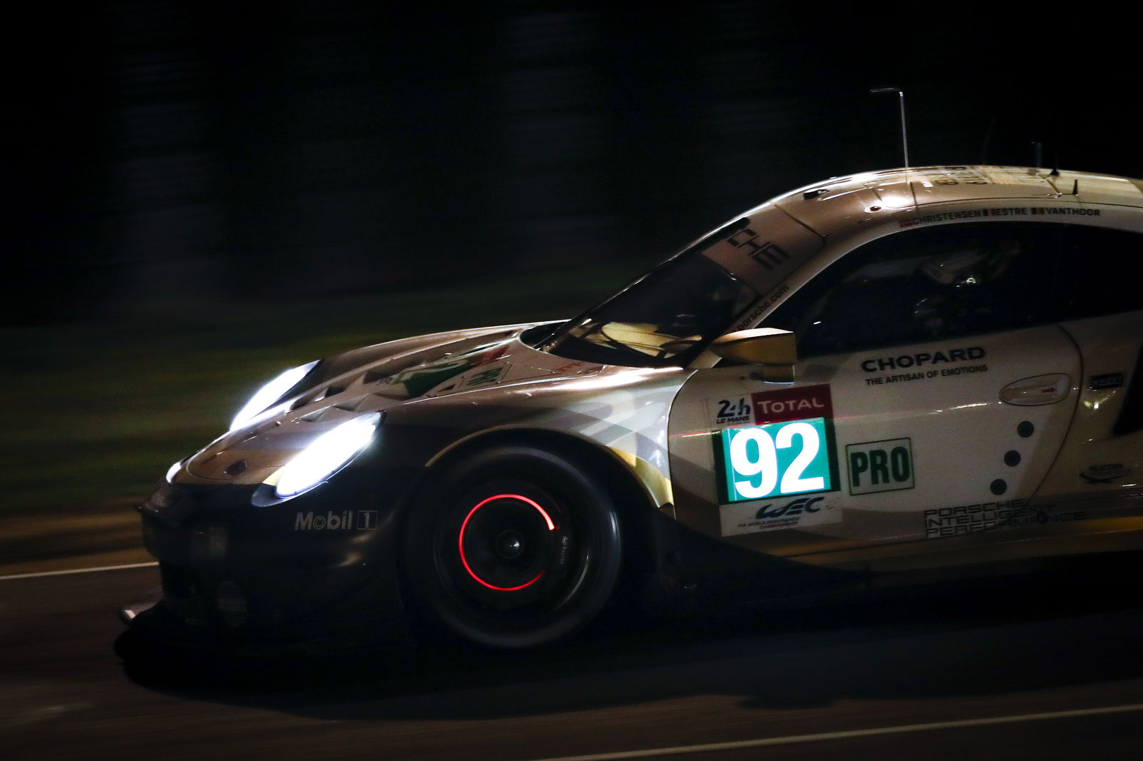 # 7 Toyota merebut kembali kepemimpinan saat malam tiba di Le Mans