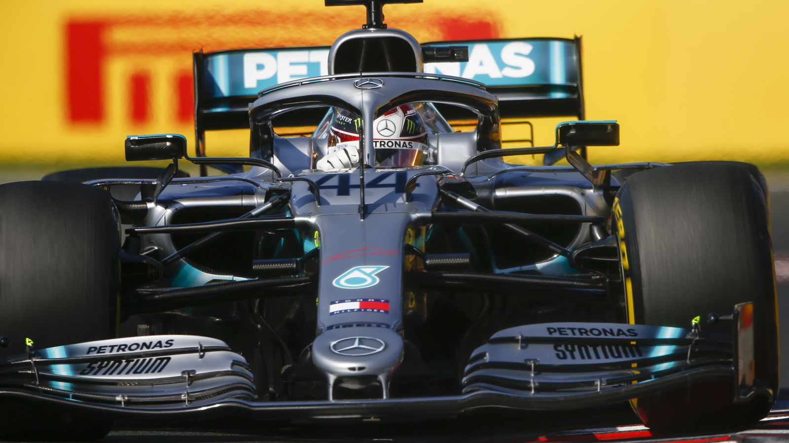Hamilton: 'Kesempurnaan' dari pembaruan Mercedes akan mengambil 2-3 balapan