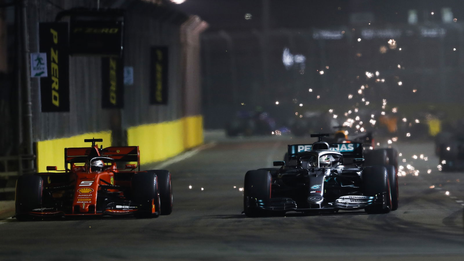 'Sangat sulit' untuk mengalahkan Ferrari di sisa balapan - Hamilton