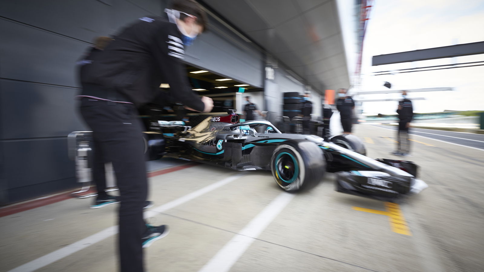 Bagaimana tim akan mengatasi tantangan logistik 'normal baru' F1
