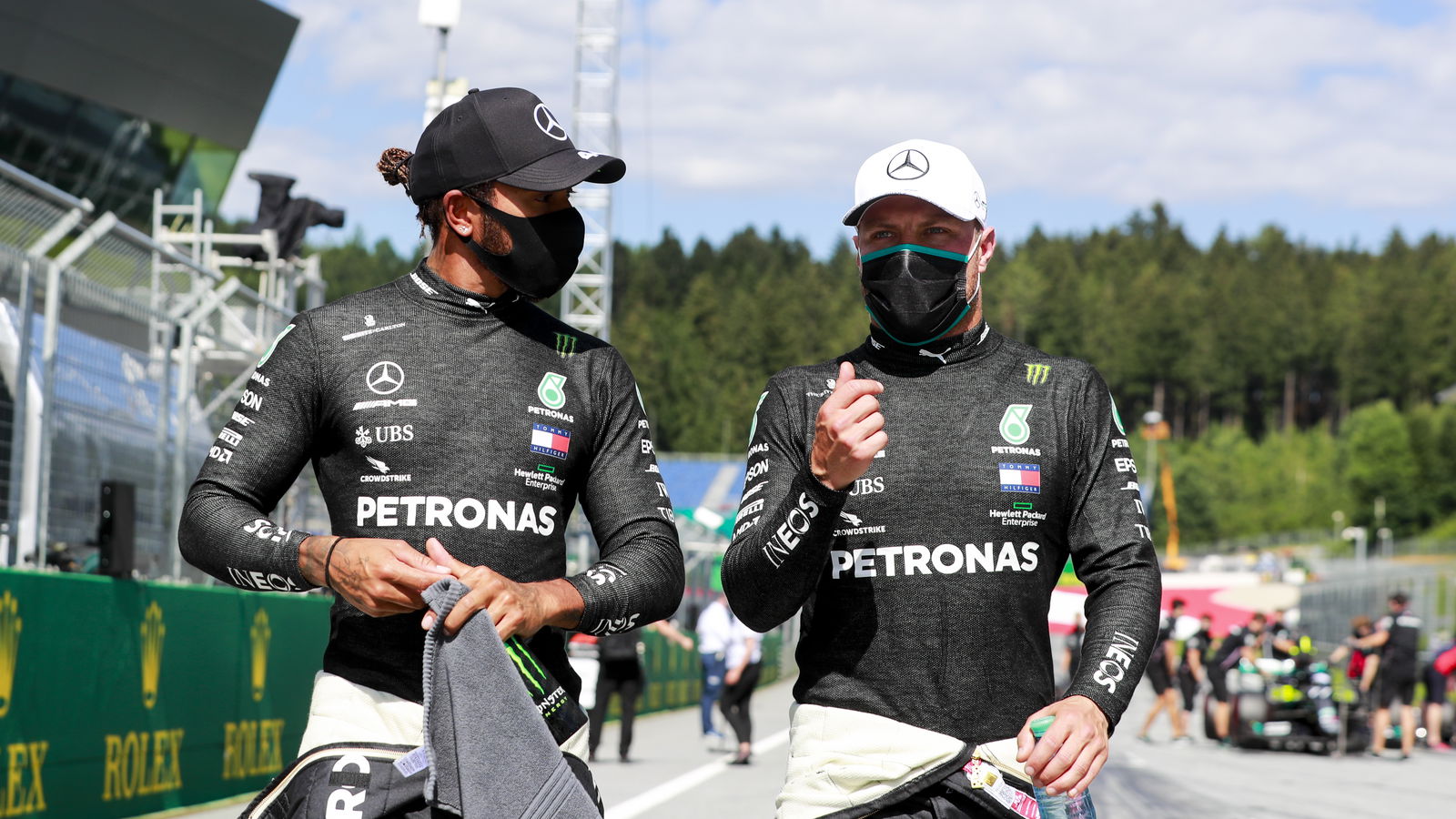 Bagaimana Bottas merebut Hamilton karena Ferrari menderita kejutan kualifikasi