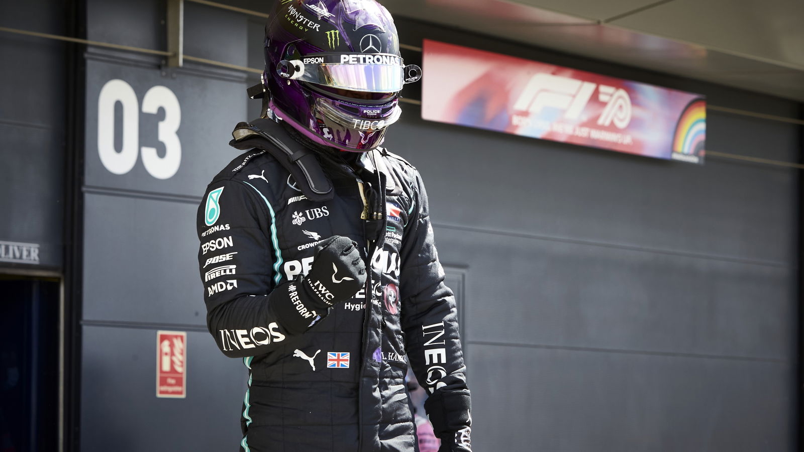 Memutar ke tiang F1 GP Inggris adalah 