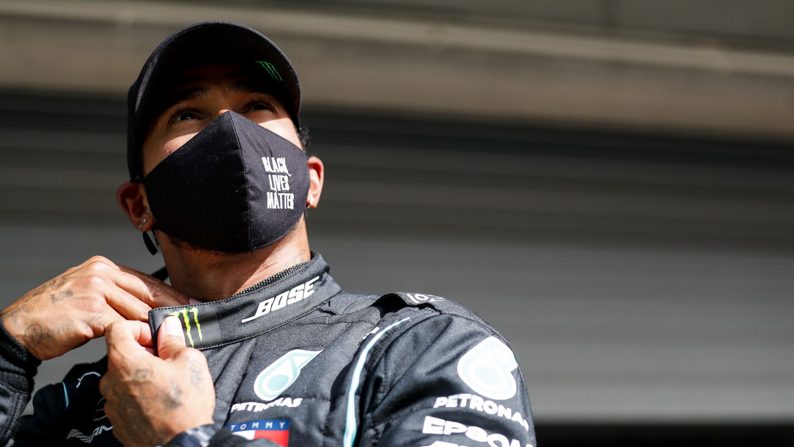 F1 world champion Lewis Hamilton agrees new Mercedes deal for 2021