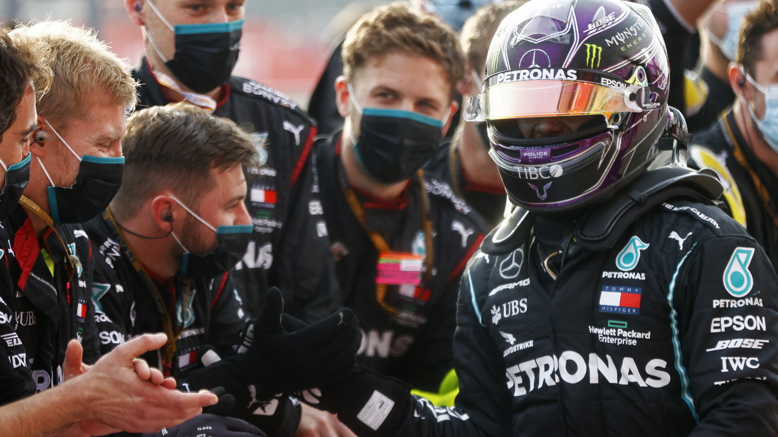 Record F1 title an “incredible” achievement for Mercedes - Hamilton
