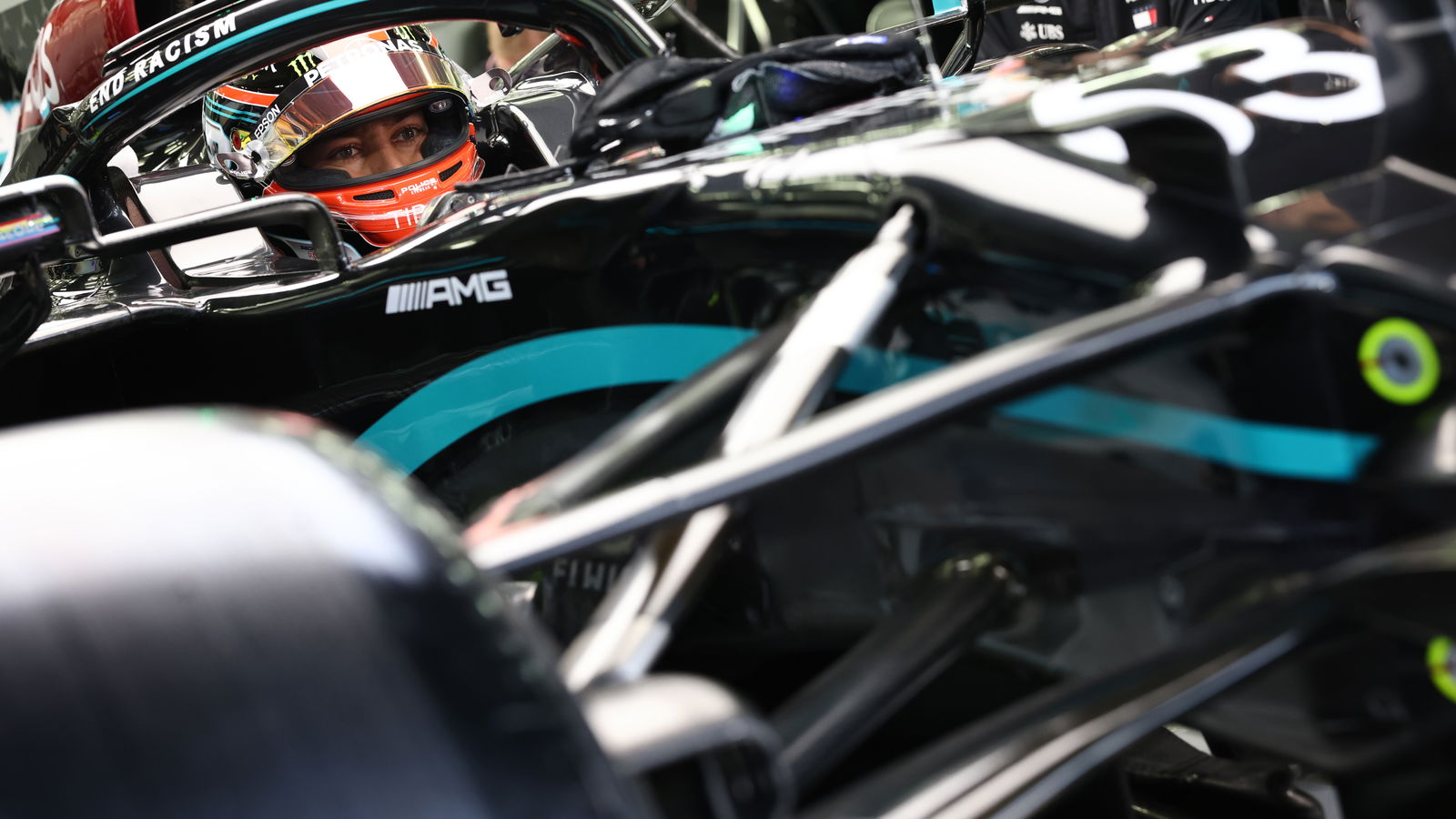 Wolff: Russell dan Bottas tidak dalam 'tembak-menembak' untuk kursi Mercedes F1 2022