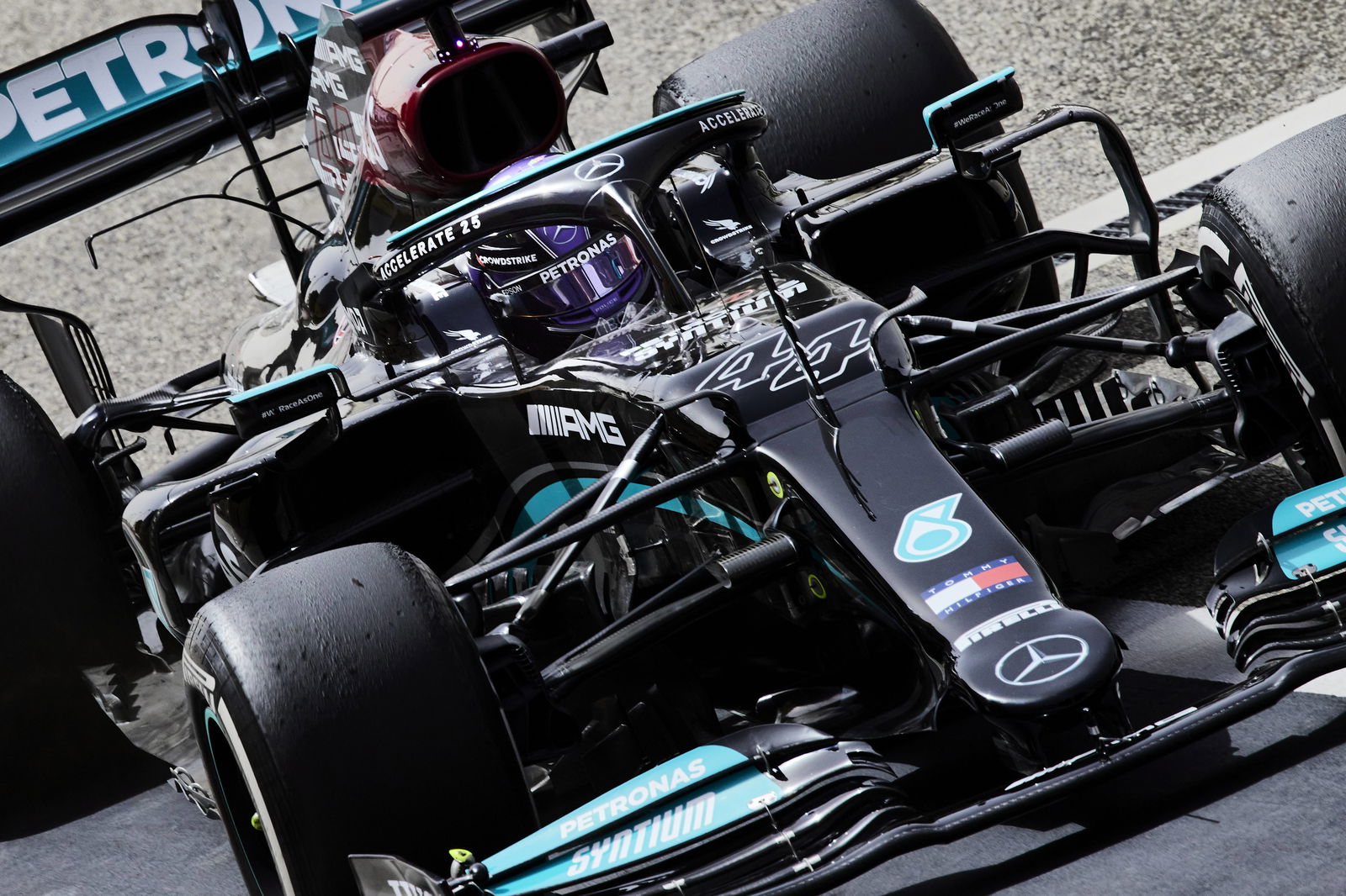 Sergio Perez Butuh Lima Balapan Untuk Nyaman Dengan RB16B