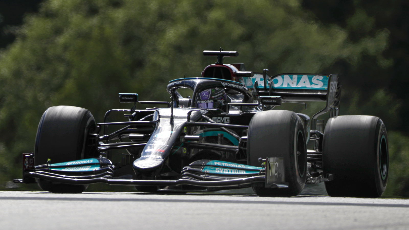 Taruhan set-up F1 yang 'Aneh' yang terinspirasi Hamilton mungkin telah merugikan balapan Mercedes Mercedes
