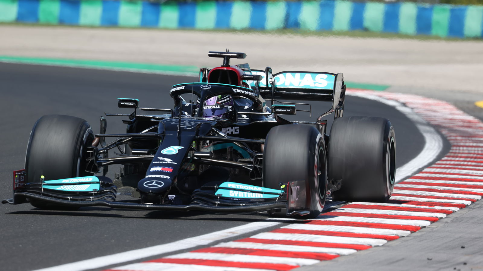 Mercedes’ ‘hard slog’ paying off in F1 title fight - Hamilton