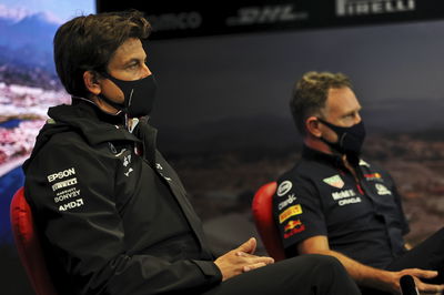 Wolff calls rival F1 boss Horner a ‘protagonist in a pantomime’