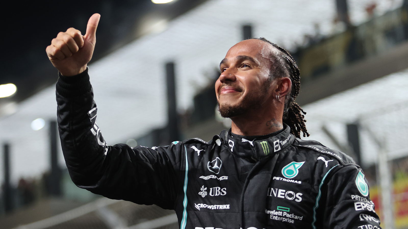 Sir Lewis Hamilton Menerima Gelar Ksatria di Windsor Castle