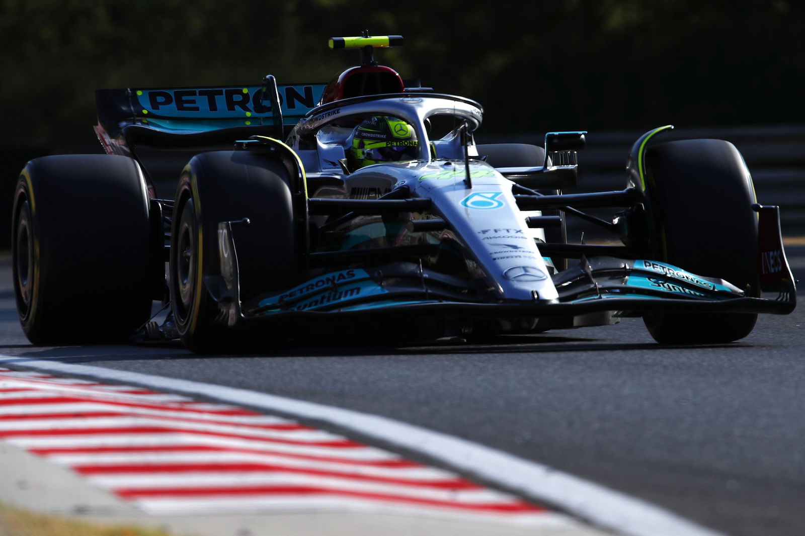 F1 GP Hongaria: Leclerc Pimpin Norris pada Latihan Jumat Sore