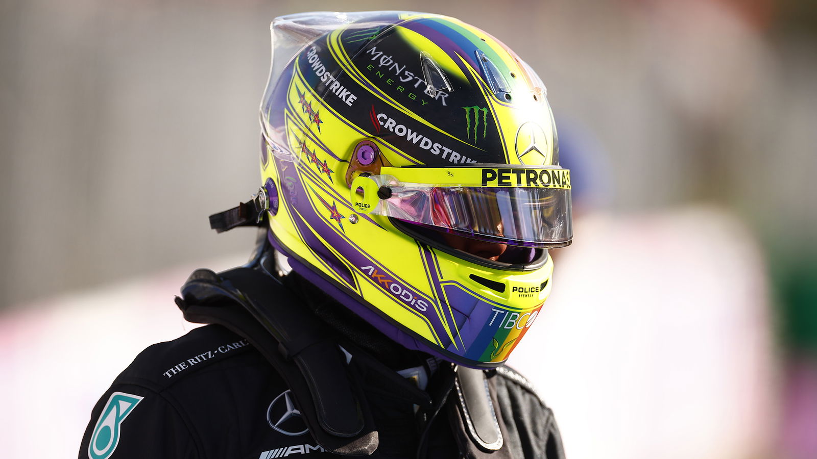 Hamilton Akui Sulit Melawan Red Bull yang 