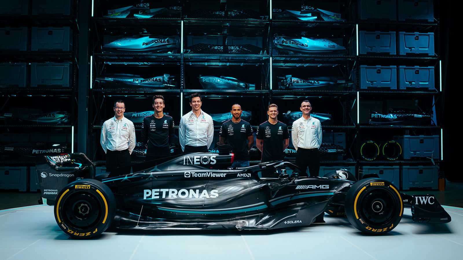 FIRST LOOK: W14 unveiled as Mercedes return to black for F1 2023