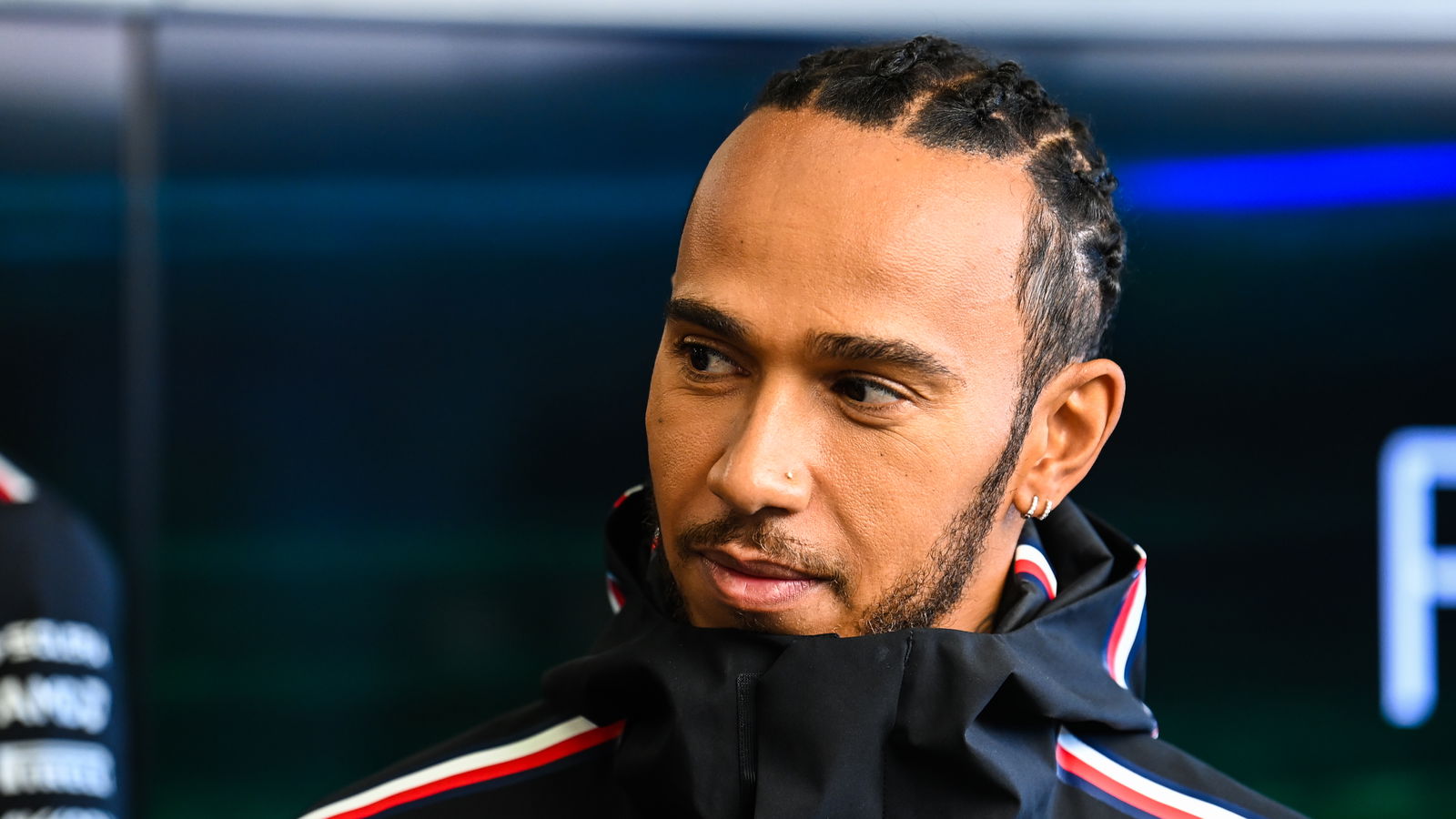 Hamilton Lebih 'Berhati-Hati' Tentang Peluang Mercedes