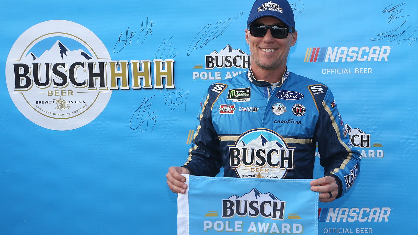 Kevin Harvick leads SHR sweep of top two rows at Kansas