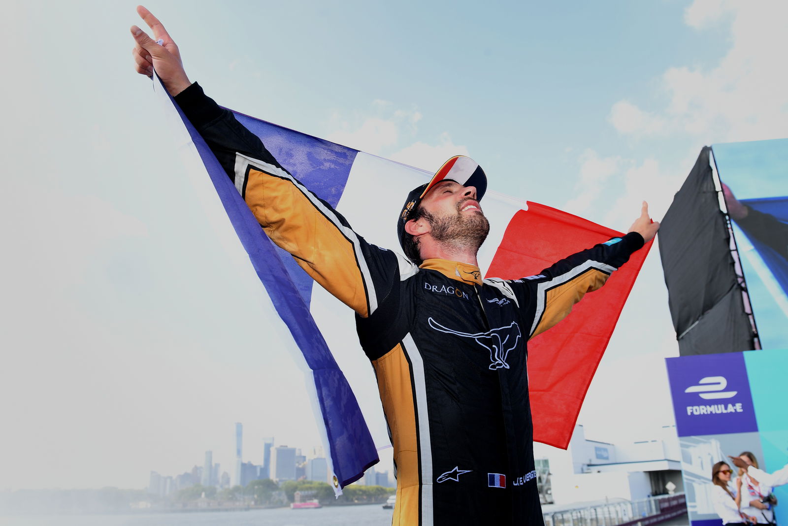 Ma replaces injured Turvey for Formula E finale