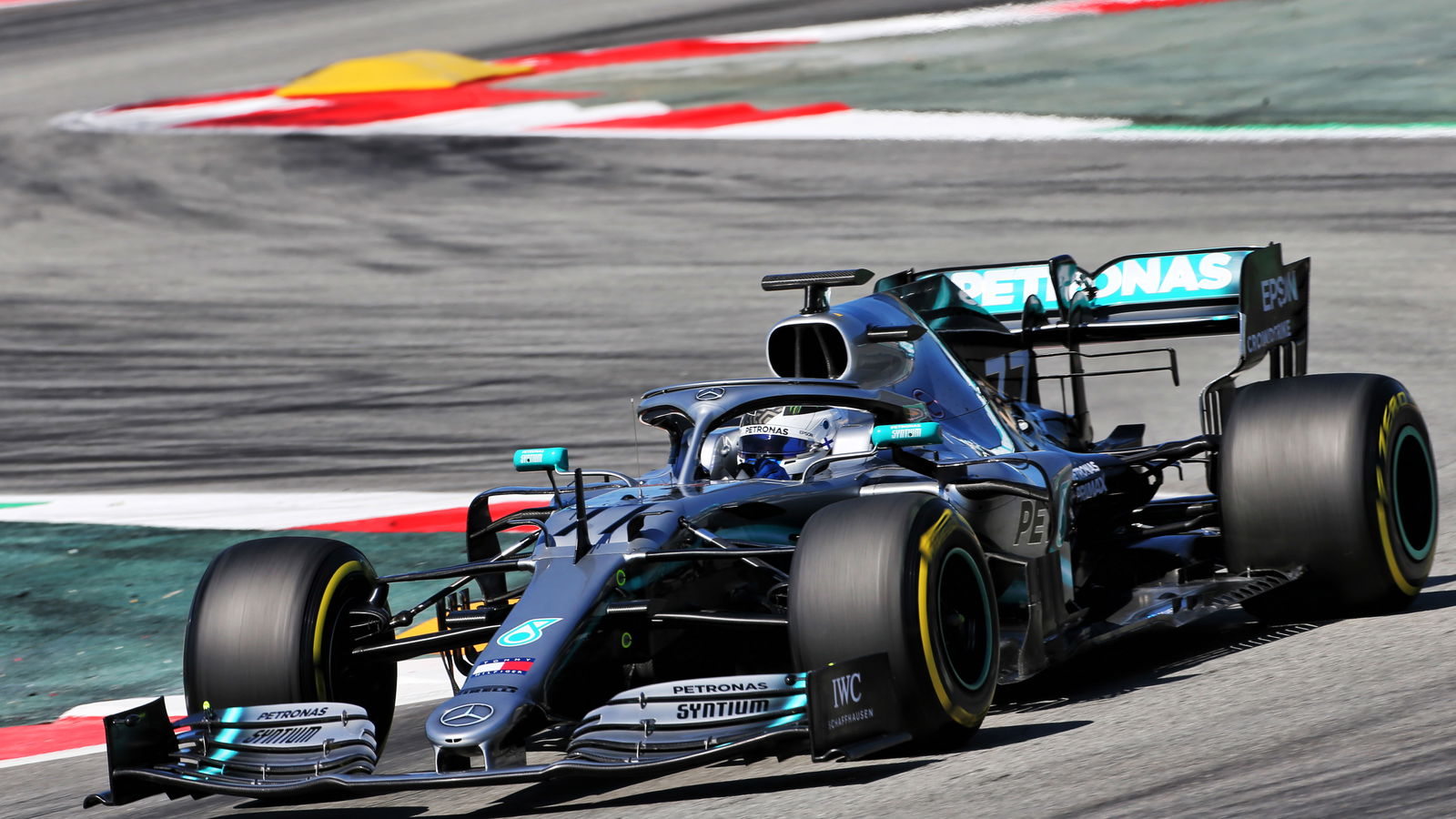 Bottas quickest on opening morning of Spain F1 test
