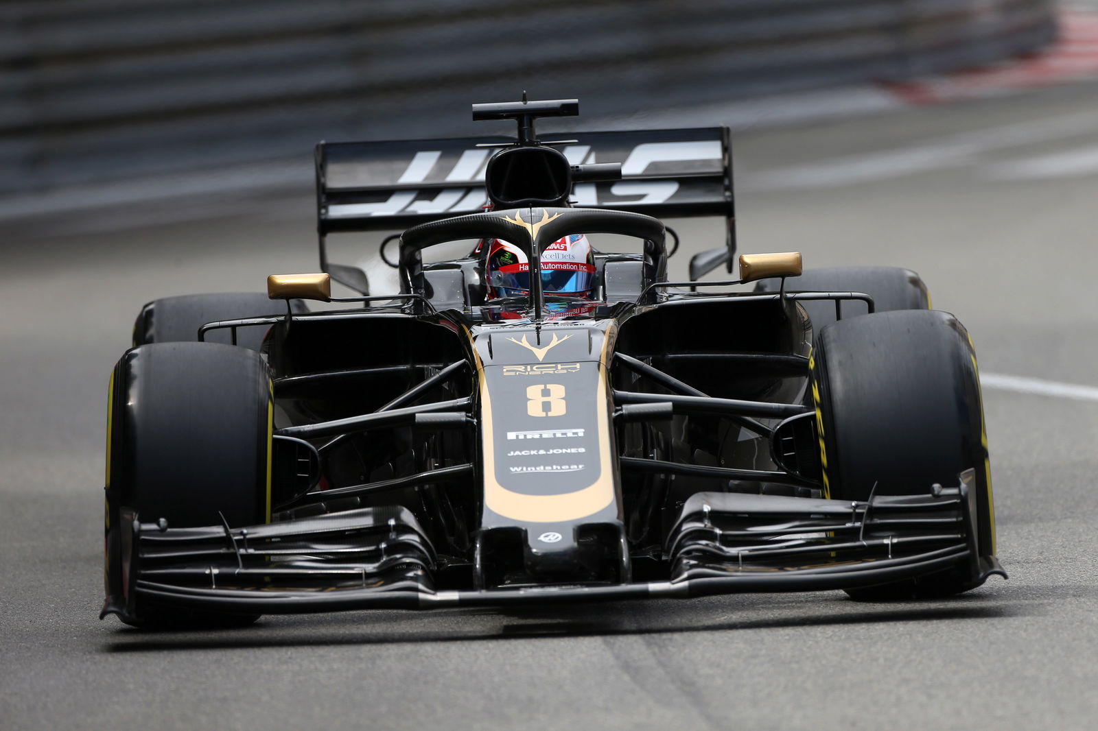Panggilan penalti GP Austria akan memberikan dorongan Leclerc - Binotto
