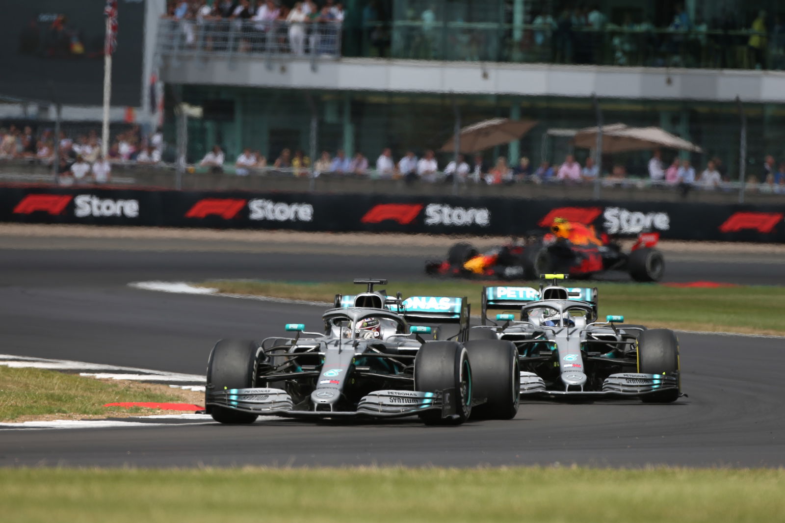 Wolff: Bottas meningkatkan performa Mercedes tahun ini