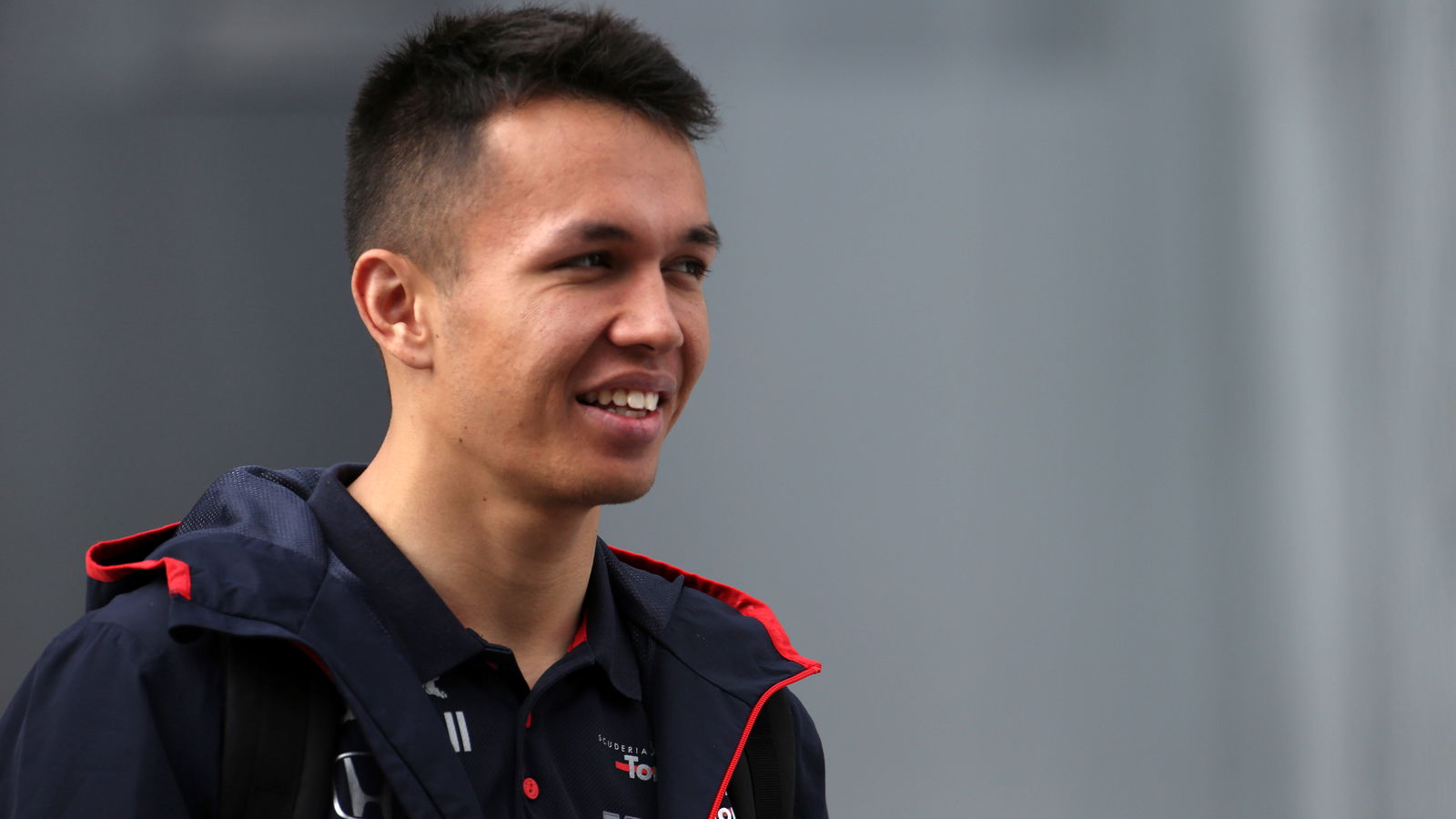 Albon menggantikan Gasly di Red Bull selama sisa musim