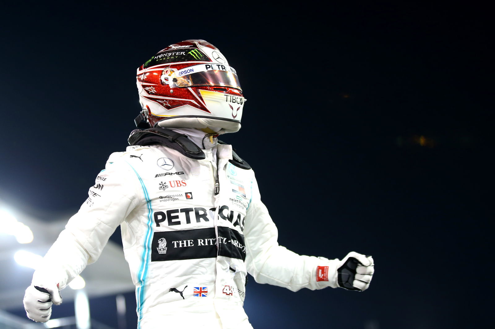 Hamilton ends pole drought in Abu Dhabi qualifying finale
