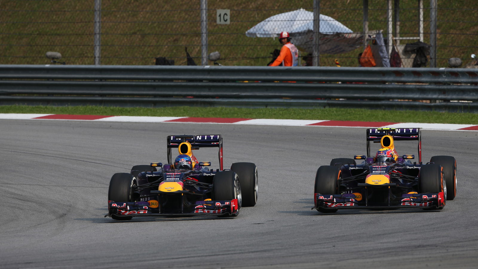 'Multi 21' adalah balasan Vettel untuk taktik Webber - Horner