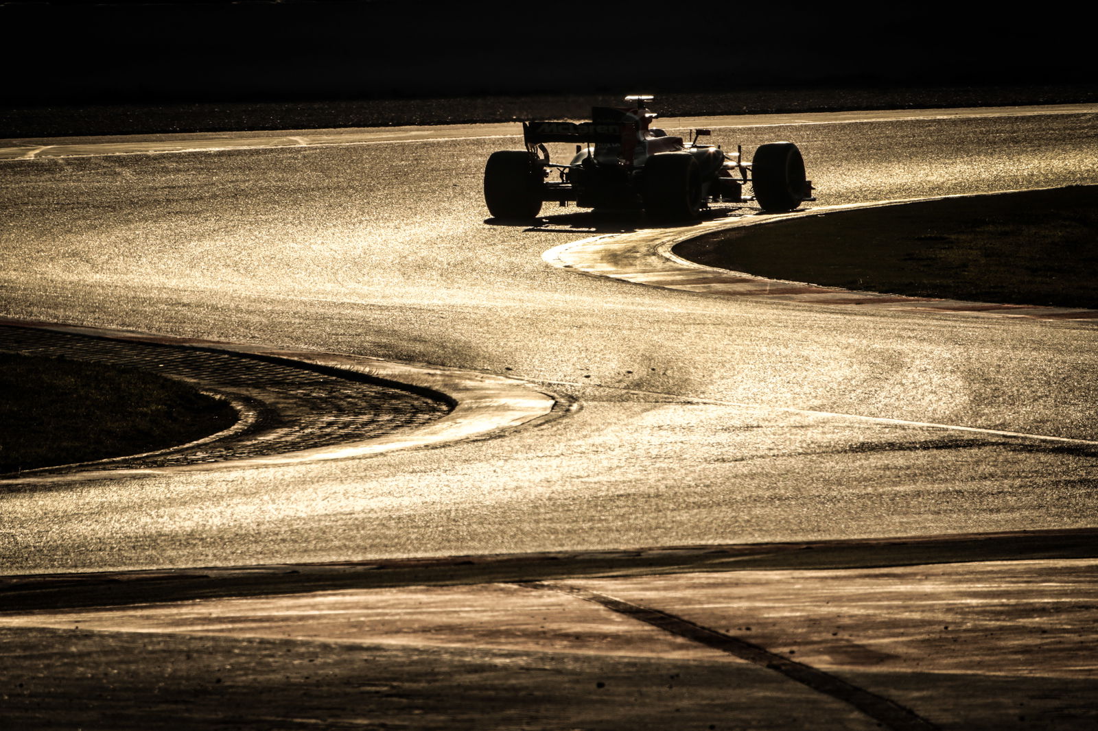 Alonso handed first extended McLaren F1 run in testing