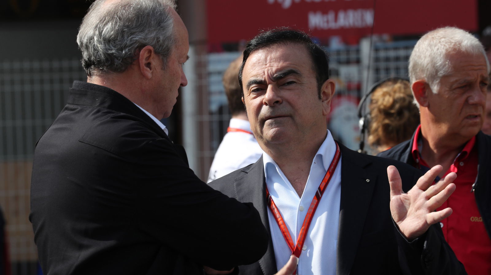 Gosip F1: Mantan CEO Renault, Ghosn, melarikan diri dari Jepang dengan membawa kotak alat musik