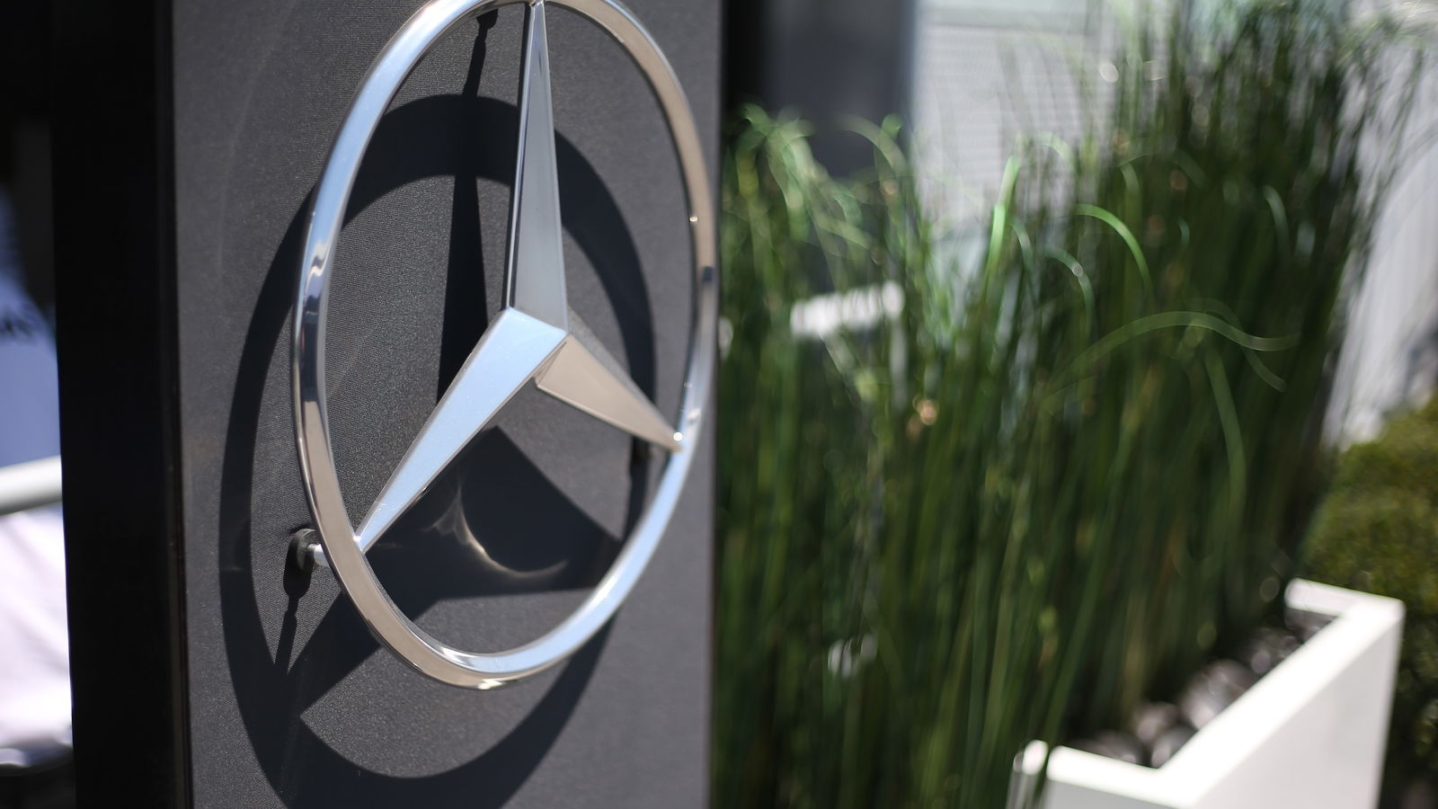 FIA confirms Mercedes, Porsche Formula E manufacturer status