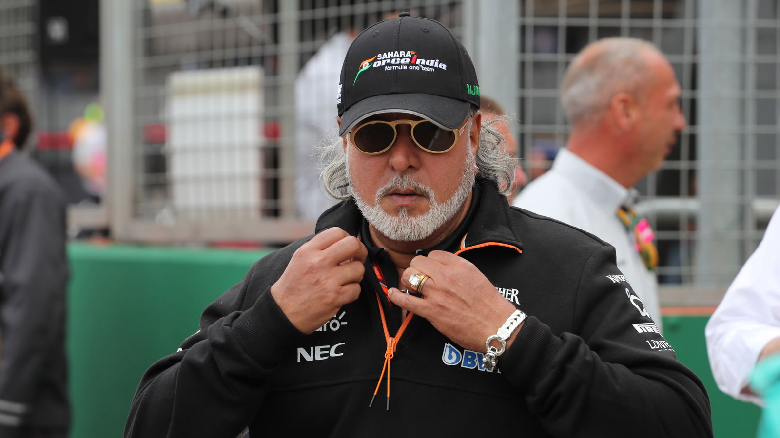 Mallya steps down as Force India F1 director