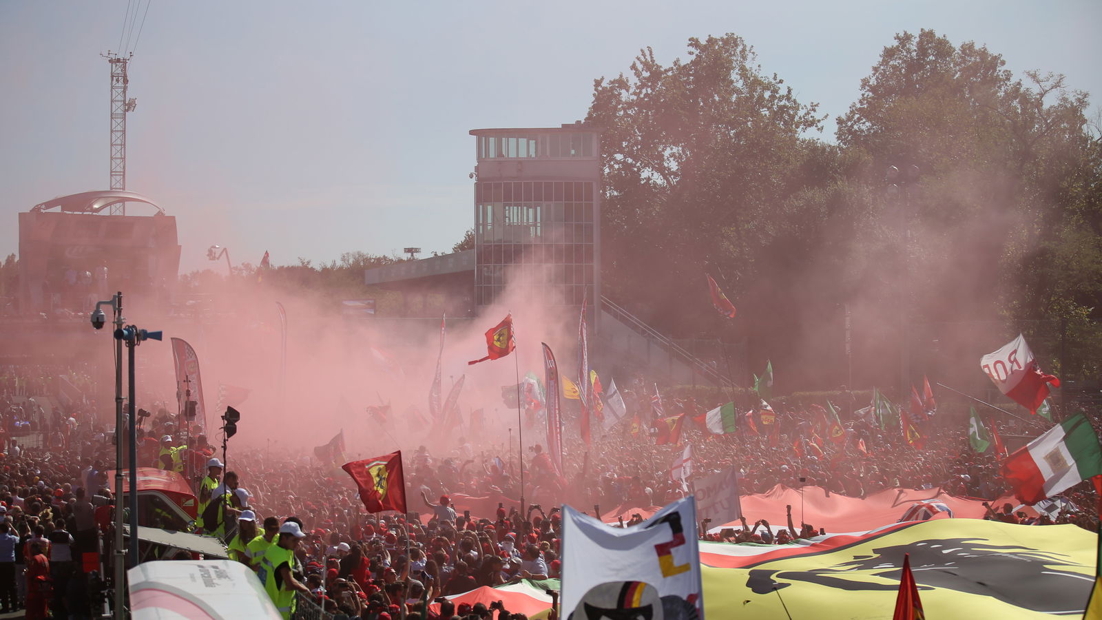 F1 confirms new five-year Italian GP deal at Monza