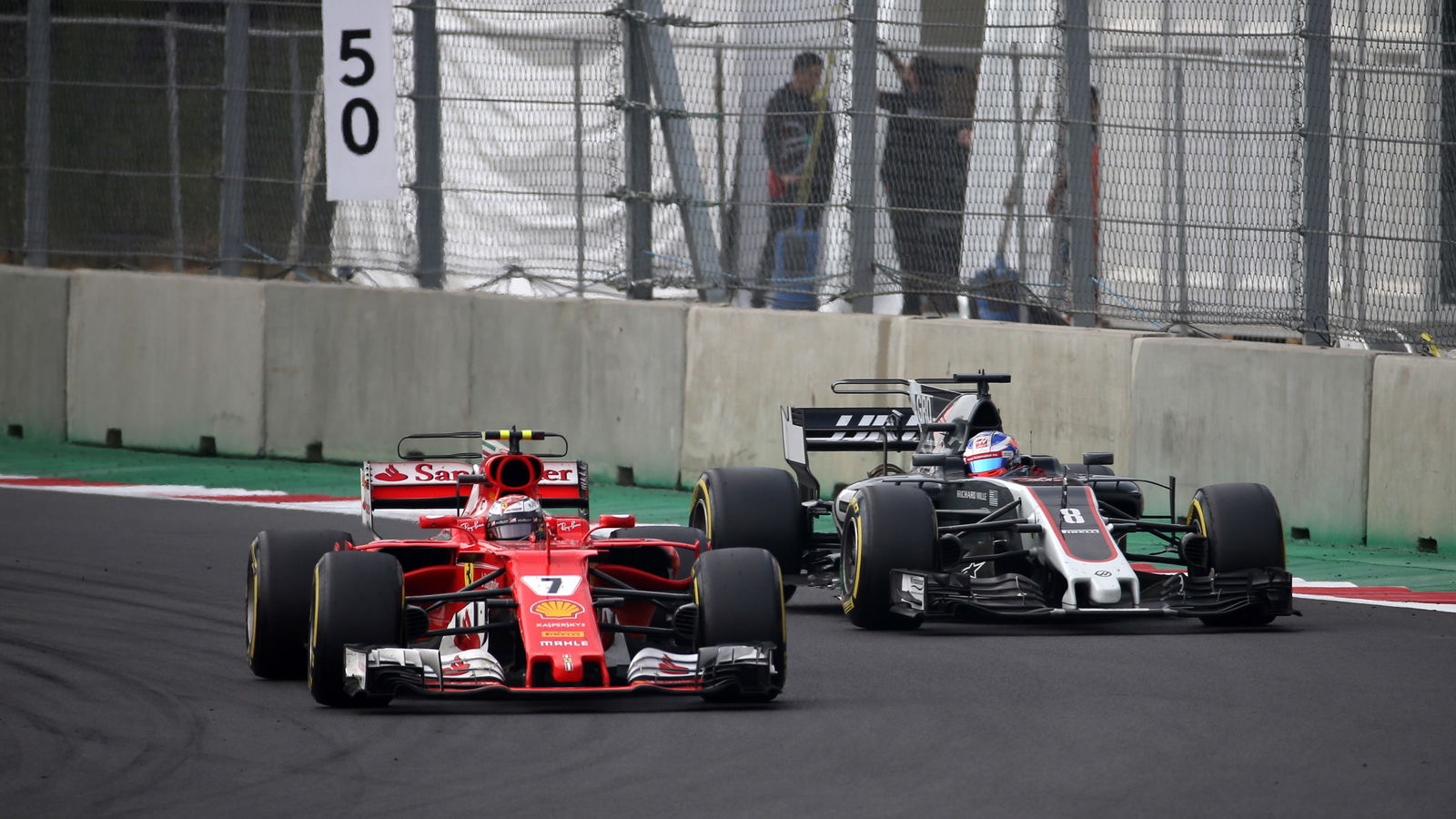 Haas wants F1 team to be within 0.5s of Ferrari