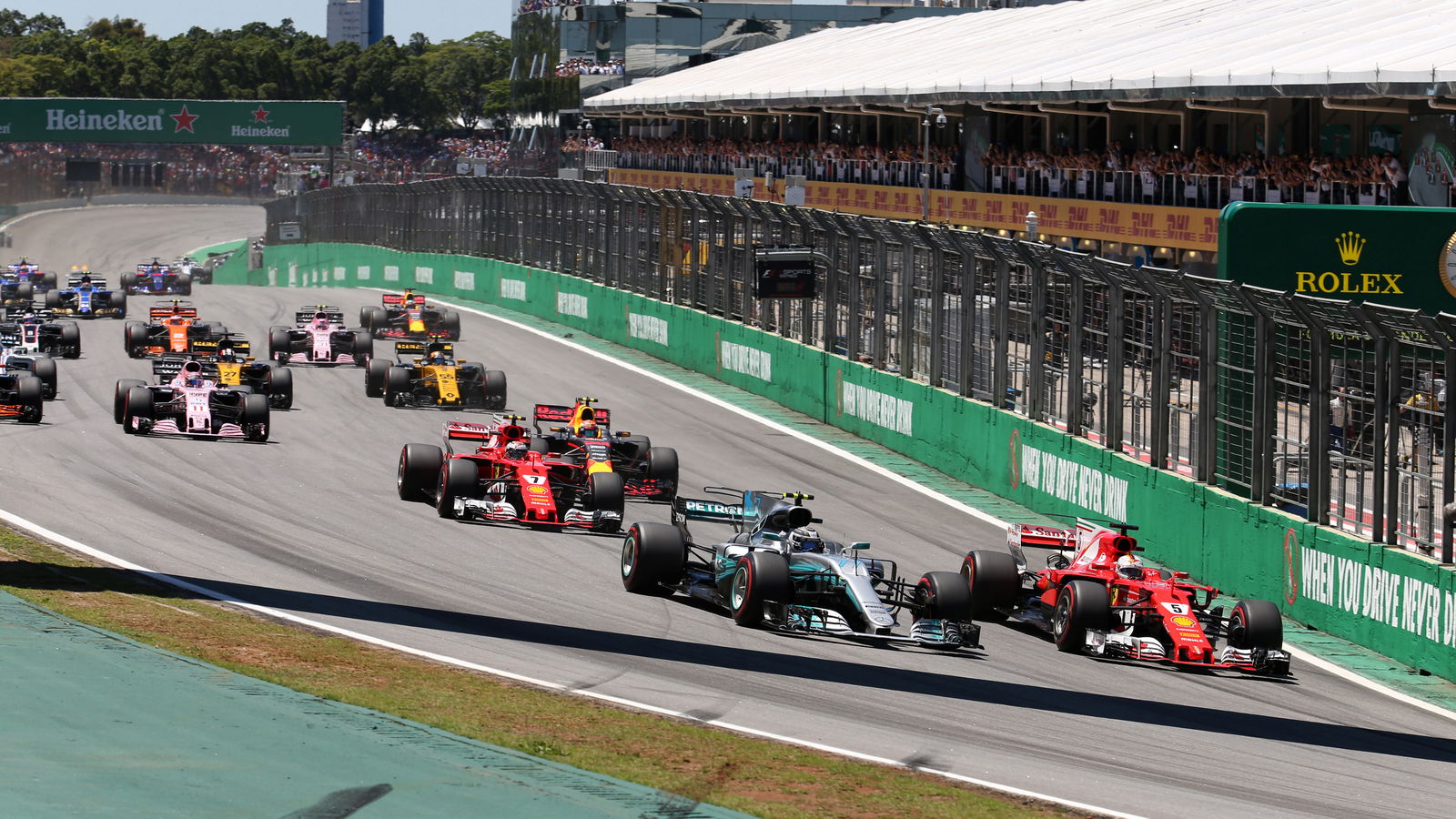 Liberty melaporkan kenaikan pendapatan siaran F1 dan sponsor
