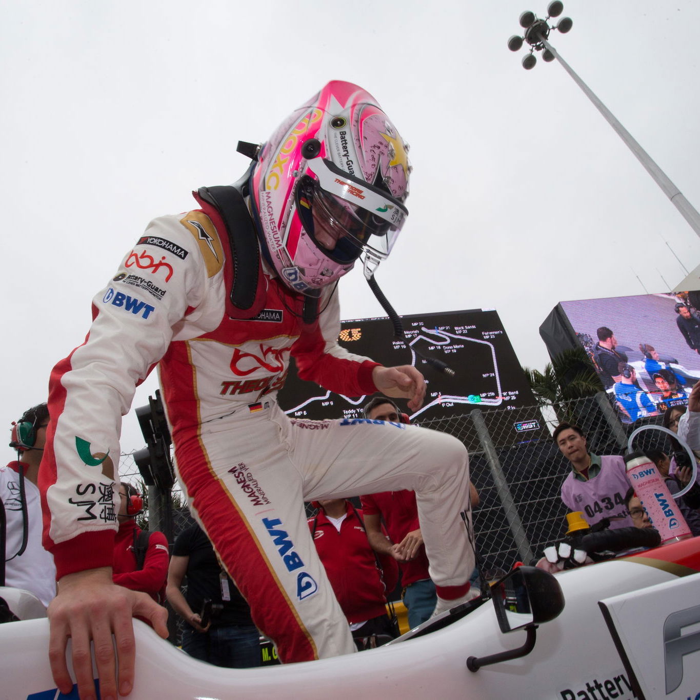 Mercedes F1 junior Vesti gets promotion to F2 with ART GP