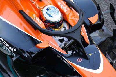 Hulkenberg mengungkapkan desain helm F1 baru