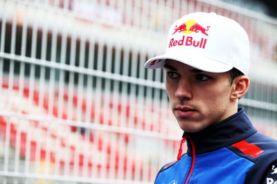 Gasly ripped F1 race suit on “big mess” Halo 