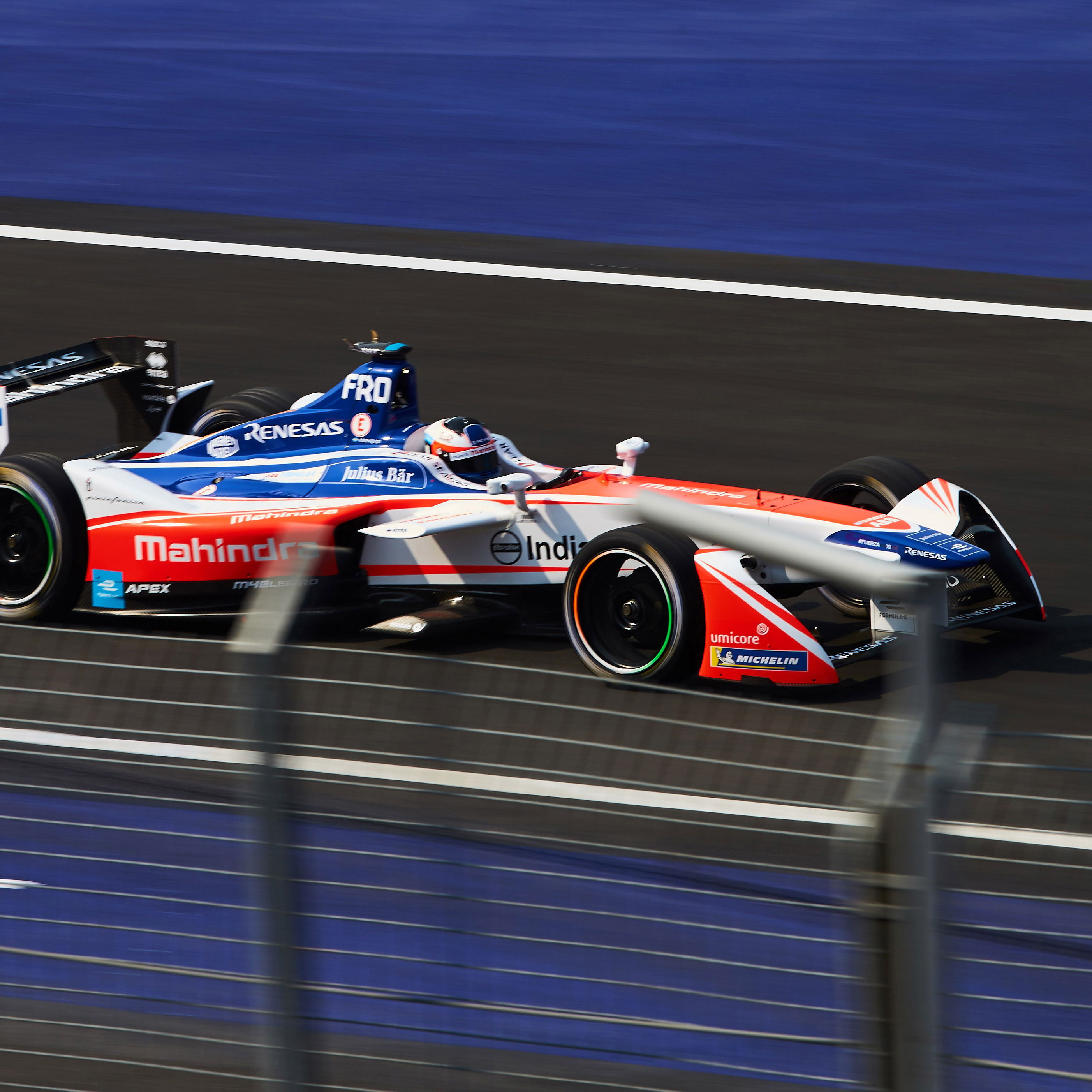 How do you drive a Formula E car?