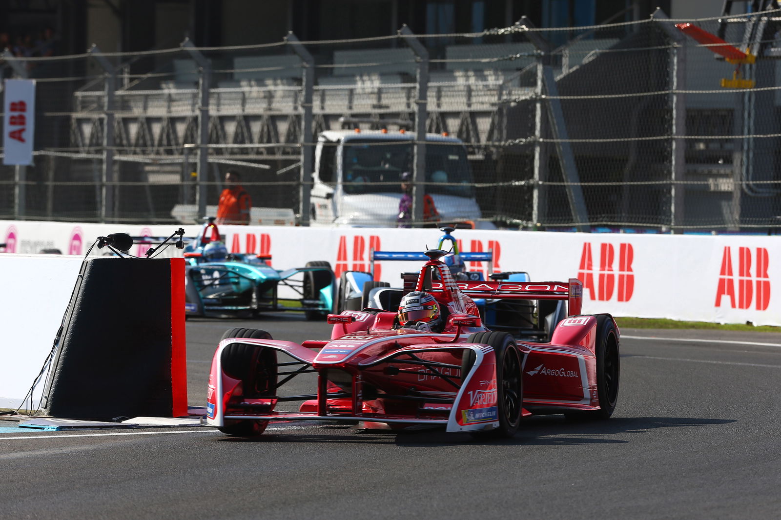 Buemi sets record Punta pace to lead opening Formula E practice