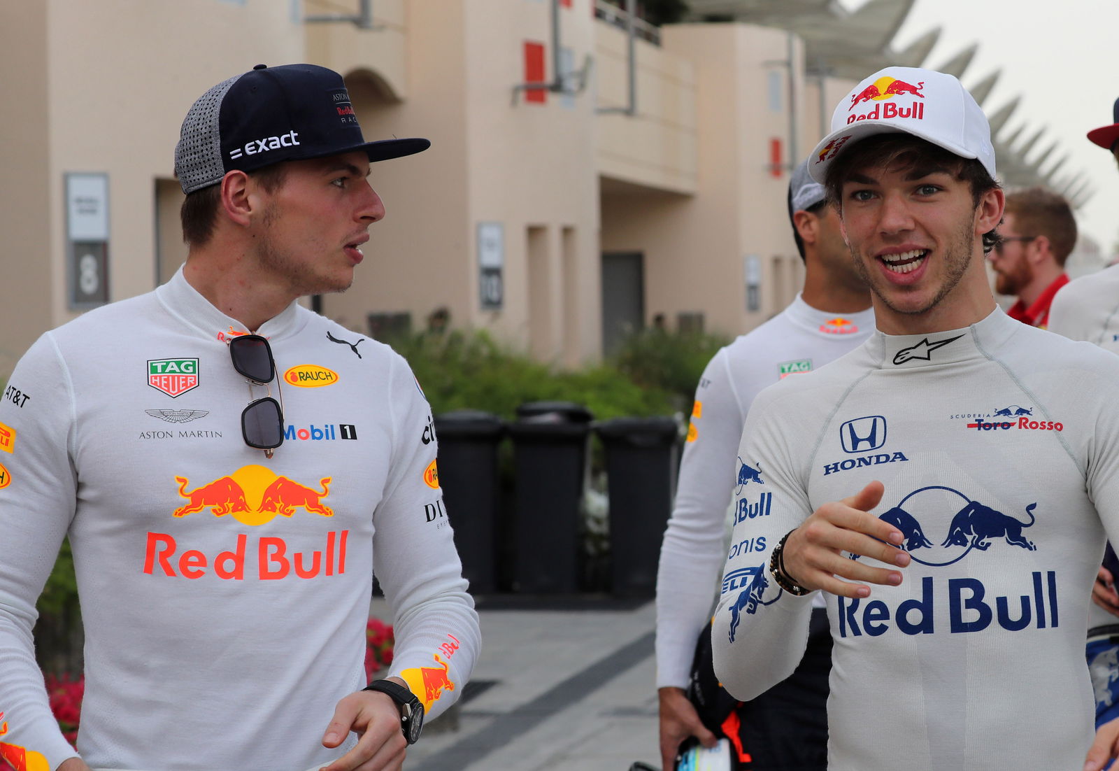 F1 Gossip: Hamilton responds to 'slums' comment criticism