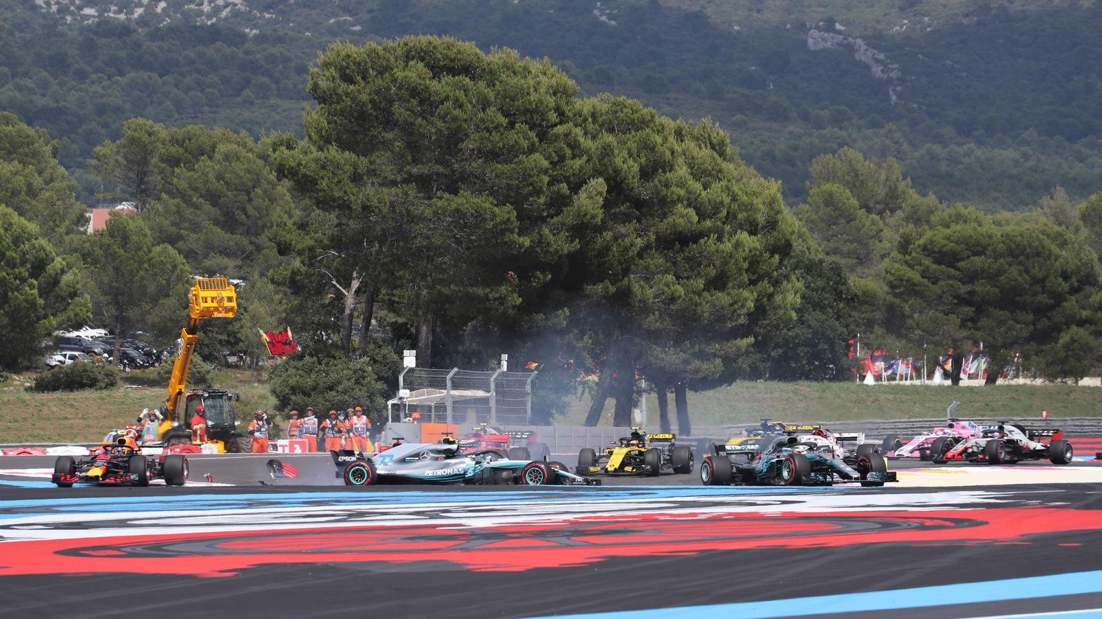 Verstappen 'angry' Vettel treated differently over clashes